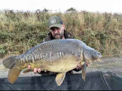24lb 11oz Mirror Carp caught at Bridge